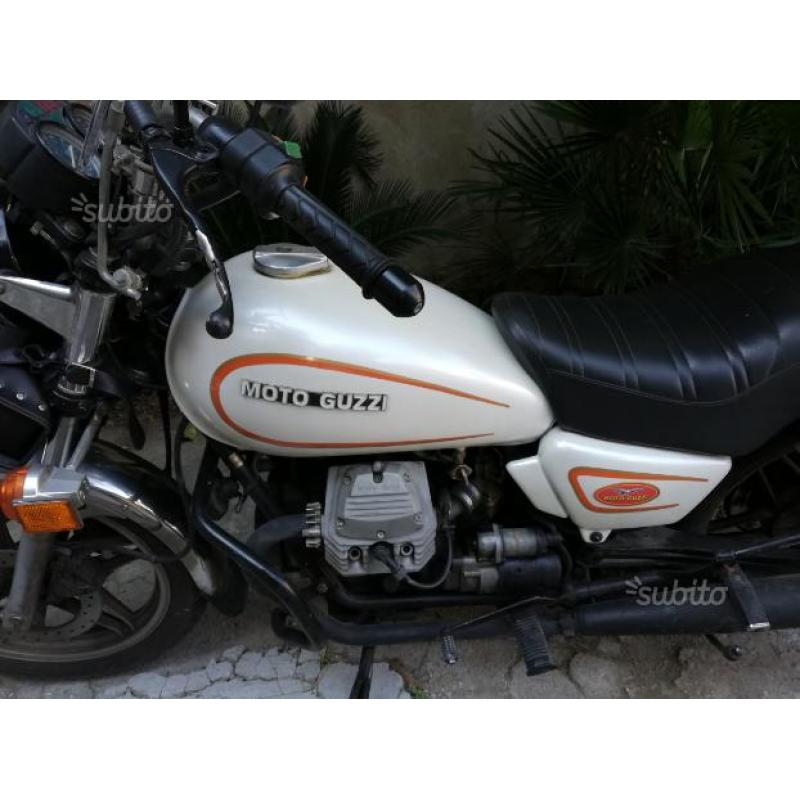 Moto Guzzi 350 custom. Anno 86